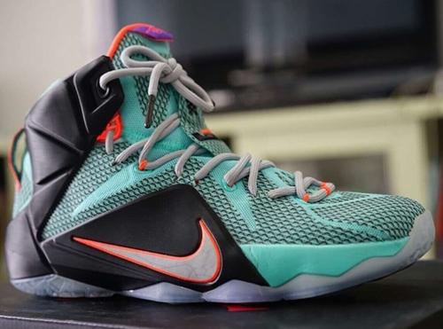 盘点nike实战神鞋,nike詹姆斯系列