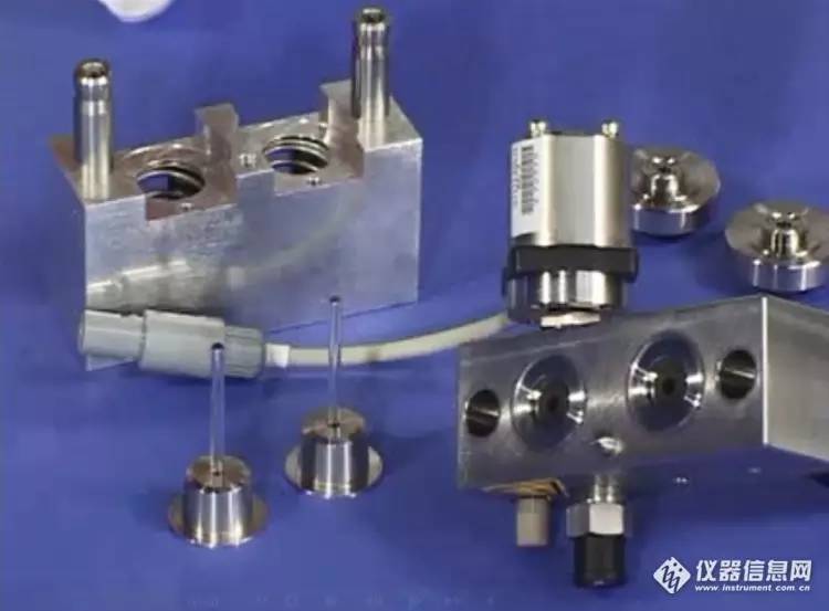 柱塞泵怎么换密封胶圈,柱塞杆上的密封圈怎么取下来