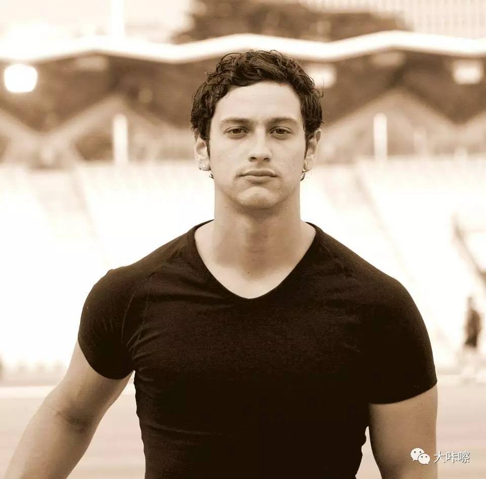 涓浗鍙ゅ反鑸炶箞鑰佸笀,鍙ゅ反鑸炶箞鑰佸笀