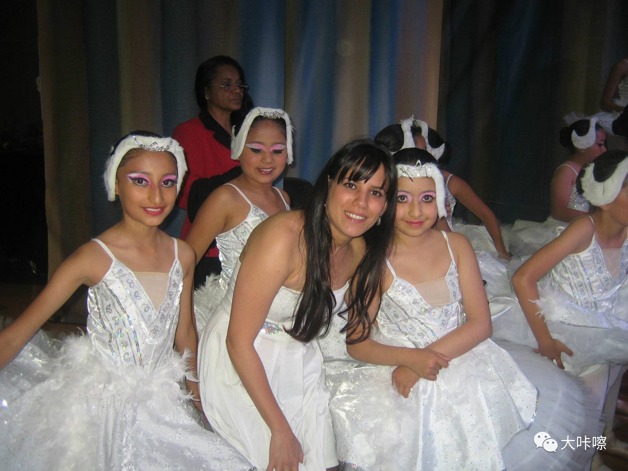 涓浗鍙ゅ反鑸炶箞鑰佸笀,鍙ゅ反鑸炶箞鑰佸笀