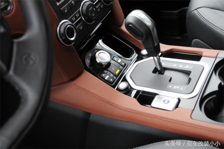 路虎发现4改装startech,路虎发现4改装高科技内饰大全