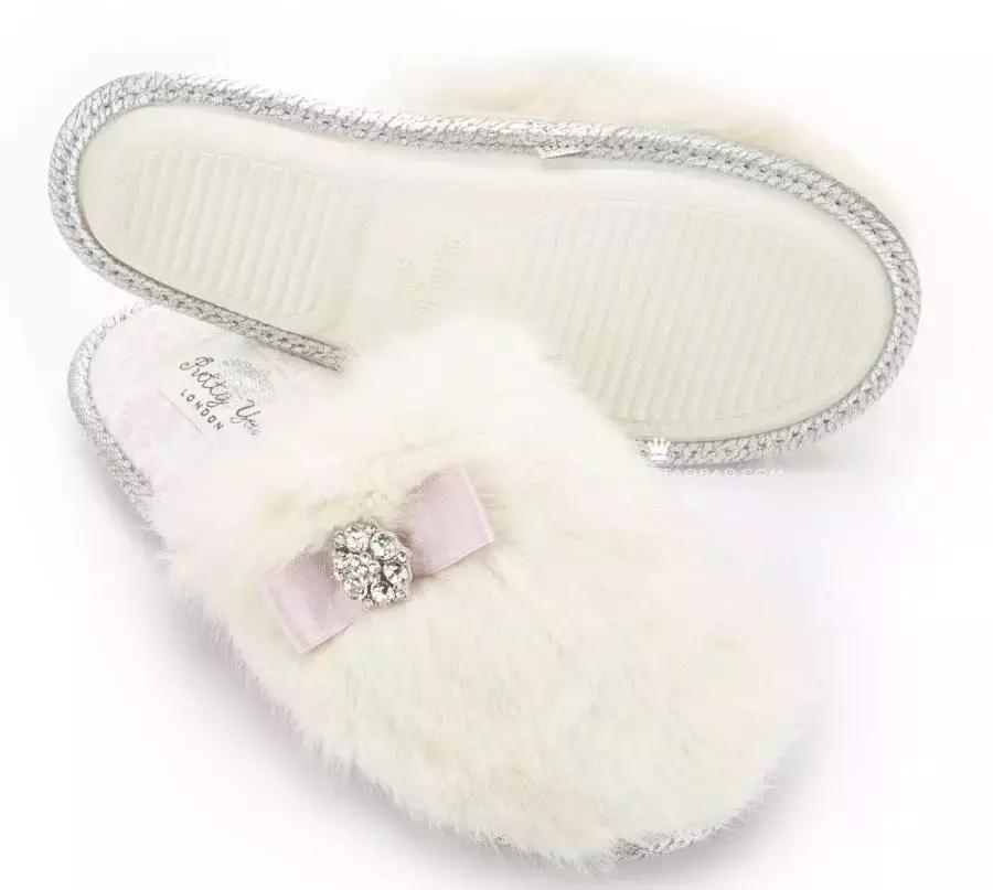 大表姐刘雯小熊毛衣,大表姐刘雯保暖