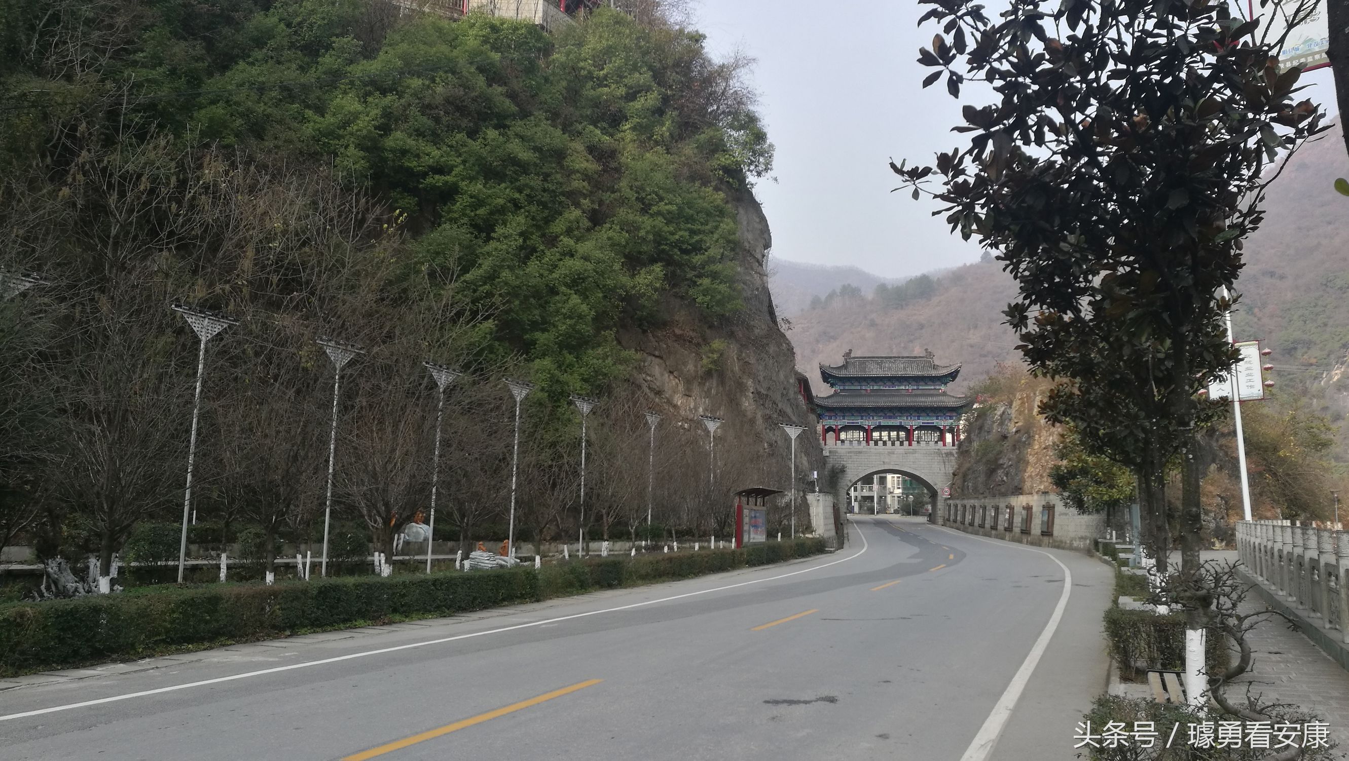 这里是中国慢城，一个让人能够宁静的城市这里环境美人情更美