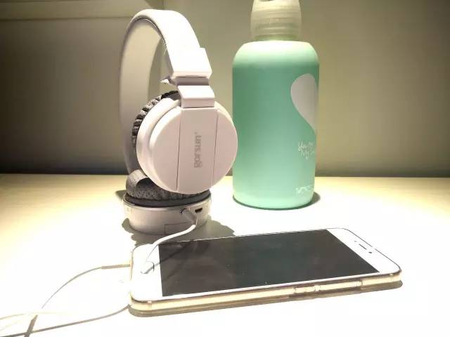 颠覆你对耳机的认知,gs07蓝牙耳机开箱测评