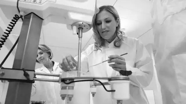 鉴别真假化妆品代购,扒皮化妆品假货