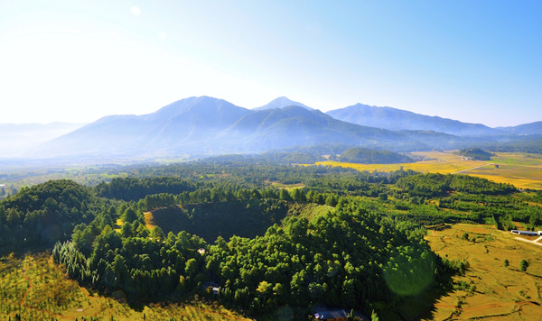 腾冲热海泡温泉旅游攻略,踏上腾冲温泉之旅享受泡汤的美好