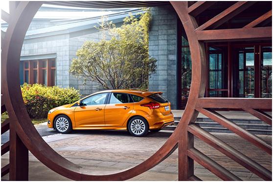 福克斯两厢哪款车好,宝马和福克斯哪个操控好