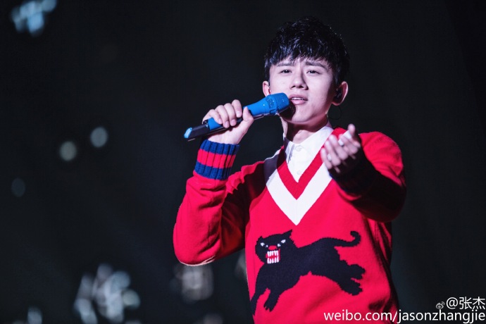 不要苛求,和大张伟相比,张杰失声后46个对不起的诚意简直太好