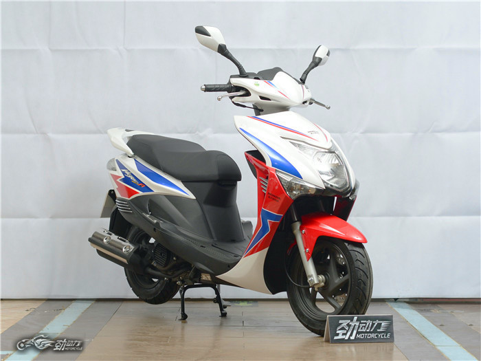 一万以内的踏板怎么选,一万以内性价比最高的踏板