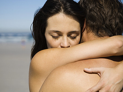 外阴红肿尿道口红肿有血,尿口红肿