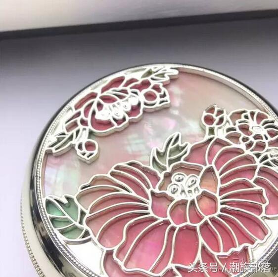 雪花秀对比hera气垫,雪花秀爱敬气垫