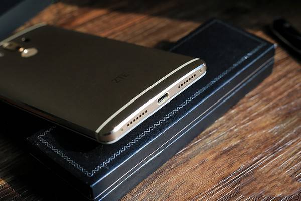 手机带3D让人意外，中兴天机7max到底是种什么样的体验