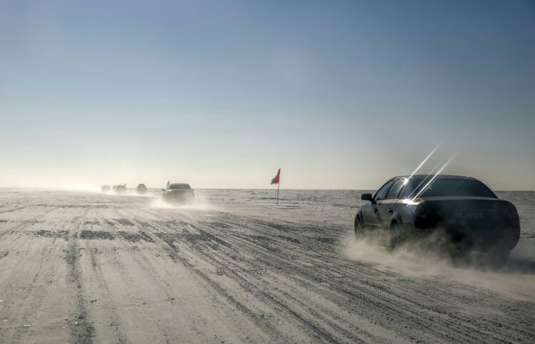 查干湖冬捕纪录片全集,查干湖冬捕地点在哪里