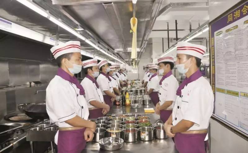 这家湘菜馆一个月挣40万,湘菜馆如何提高营业额