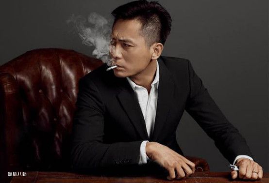 戏里戏外判若两人的男演员,刘烨和陈伟霆视频