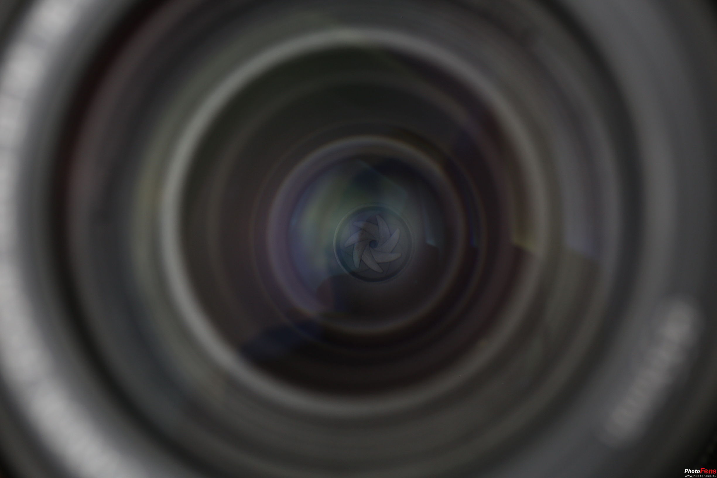 无反长焦镜头,18-50f2.8变焦镜头