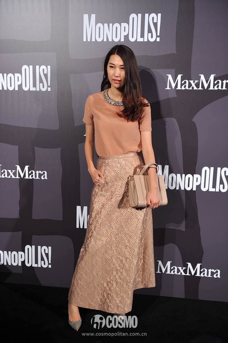 唐嫣江疏影同款,唐嫣江疏影穿搭图片