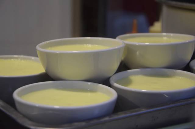 吃完食堂的第200碗饭，Ta说带我去后厨看看