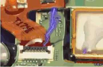 手机屏进水有水印简单的解决方法,手机进水黑屏了但是有声音怎么办