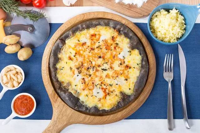 这期新店合集有家店，挤爆滨江，姑娘们一次撸200串都不过瘾！