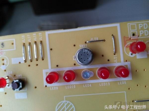 松下f-30c3pd空气净化器尺寸,松下空气净化器f-136c7px拆机视频