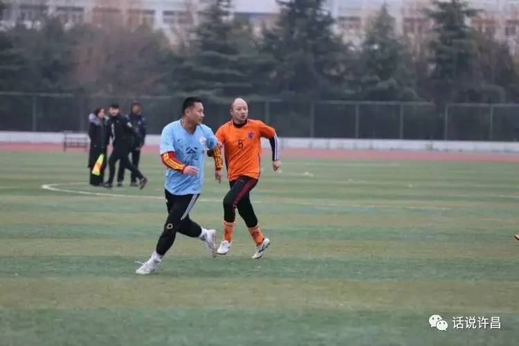 我爱足球话题,为什么说足球是一种信仰