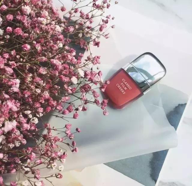 显白又温柔的南瓜色,南瓜色真的好显白