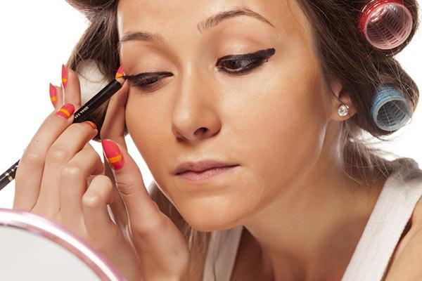 新手没必要买的化妆品有哪些,新手不建议购买的化妆品