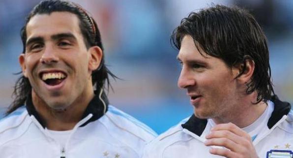 中超土豪发双蛋大礼包，特维斯来了，梅西还会远吗