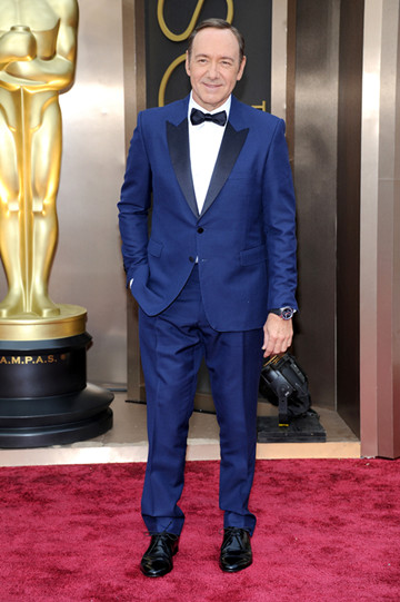 男士穿什么鞋子好看又有气质,男士现在穿什么鞋子好看