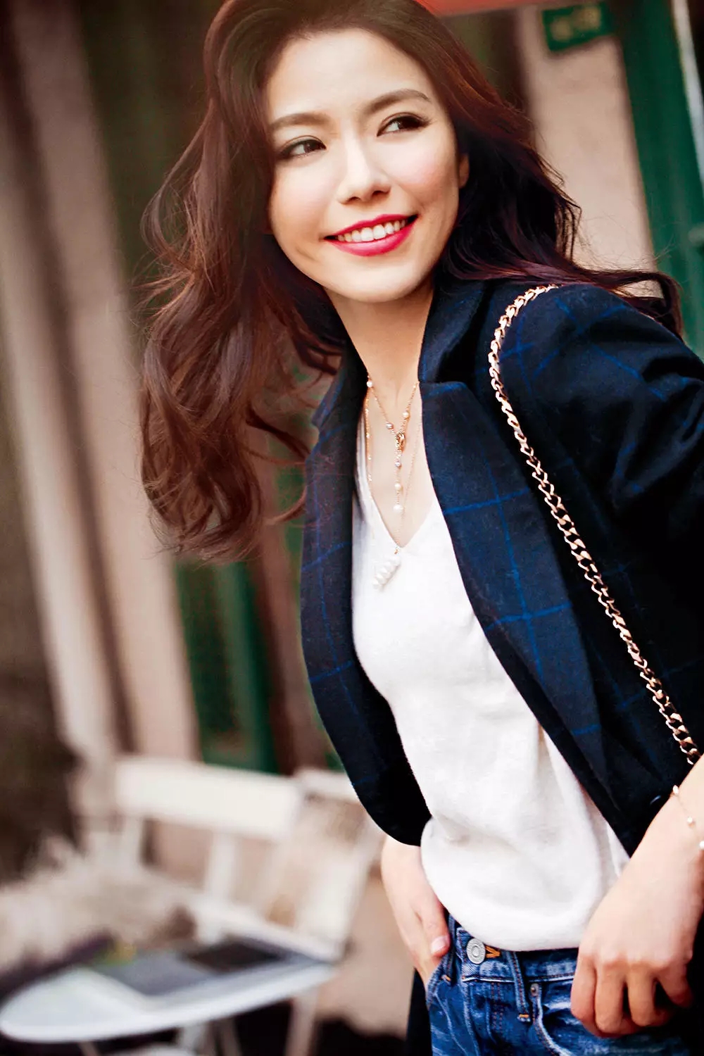 珍珠首饰如何搭配才能不显老气,珍珠和其他部位的首饰怎样搭配