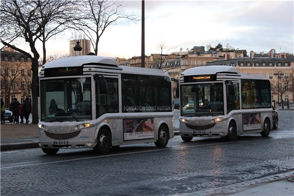 蜜月旅行惊现知豆比亚迪，顺着德法瑞意饱览欧洲的新能源汽车