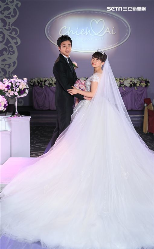 福原爱江宏杰亲密视频,江宏杰福原爱甜蜜视频日本