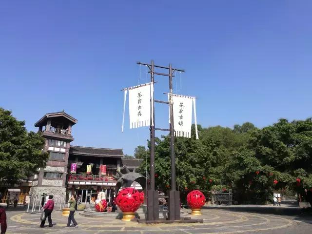 广东冬天看雪的最佳旅游地,广东周边冬天看雪最适合去哪旅游