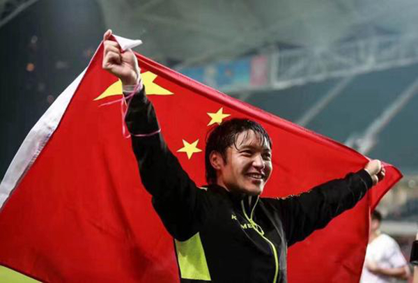 省港杯第二回合进球,肖智省港杯敬礼