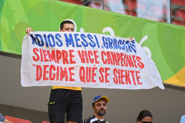 梅西的铜像,梅西铜像