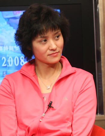 中国首位“跳水女皇”巅峰时差点儿自杀退役卖金牌只为做公益