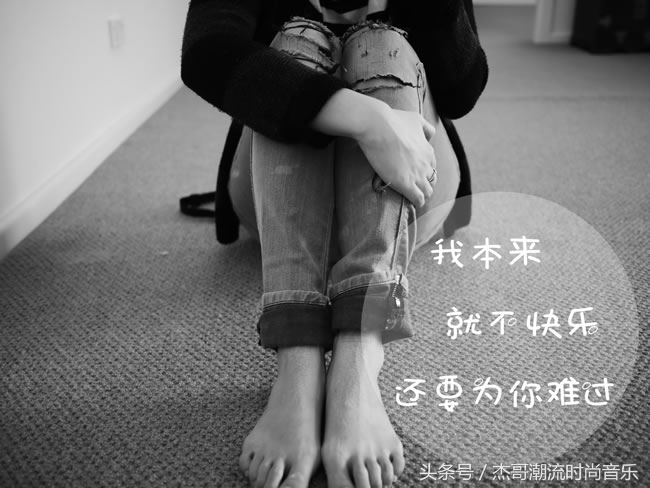 半夜，当你梳头的时候会看到你看不到的东西