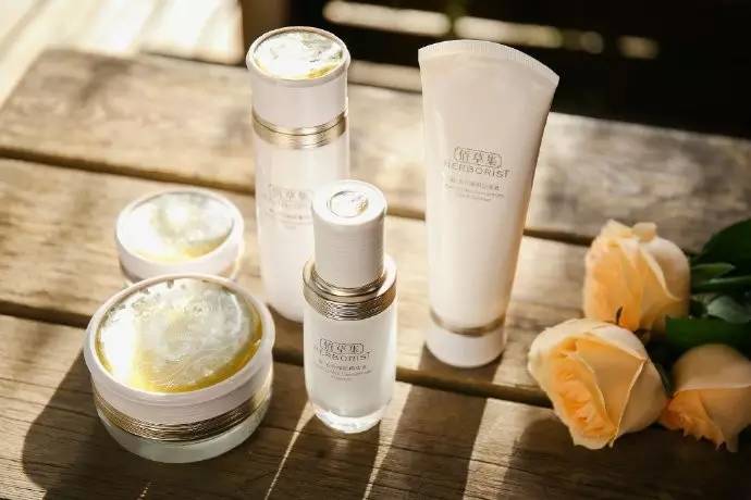 欧美美妆降价,最近韩国化妆品降价怎么回事