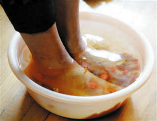 有事没事多泡泡脚,加上这几位药效果更好!