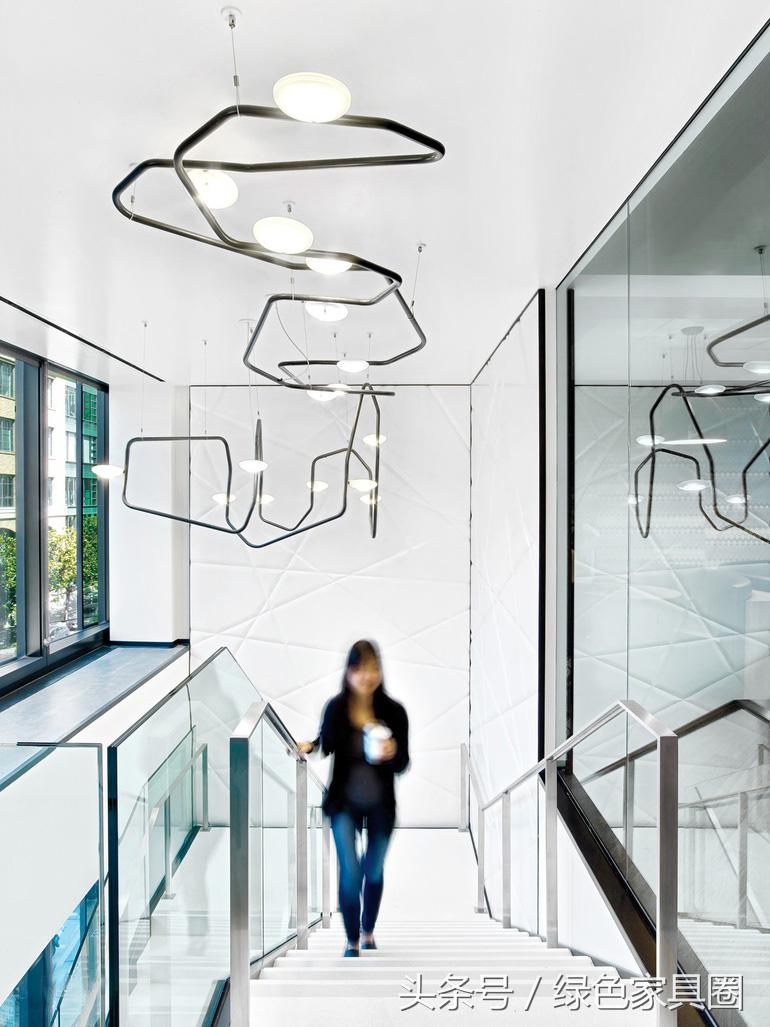 做苔藓壁画,环境图形设计是什么