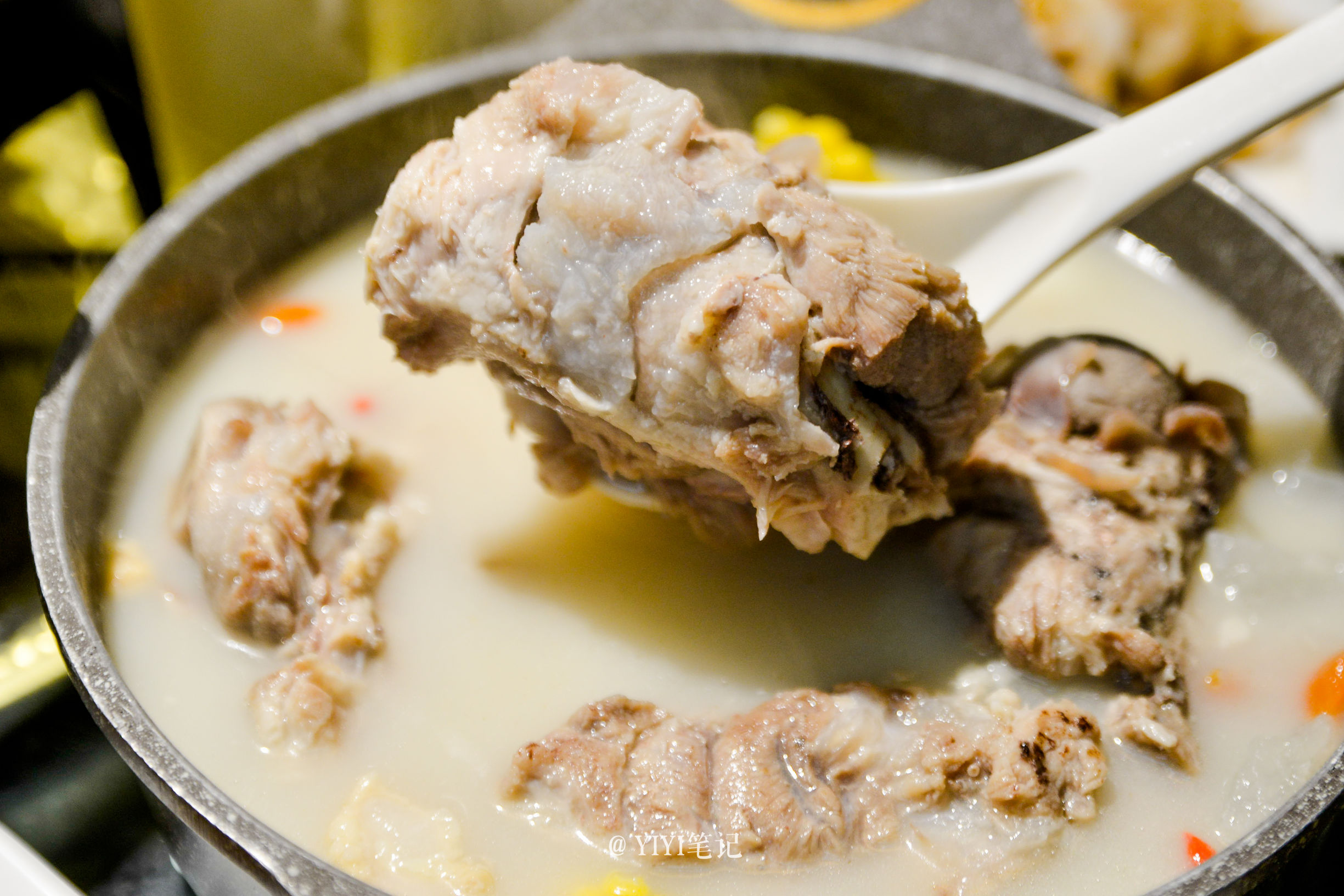 雾霾下成都,雾霾下的成都