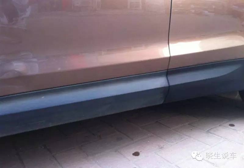 车上黑塑料泛白怎么办,车上的黑塑料发白怎么处理