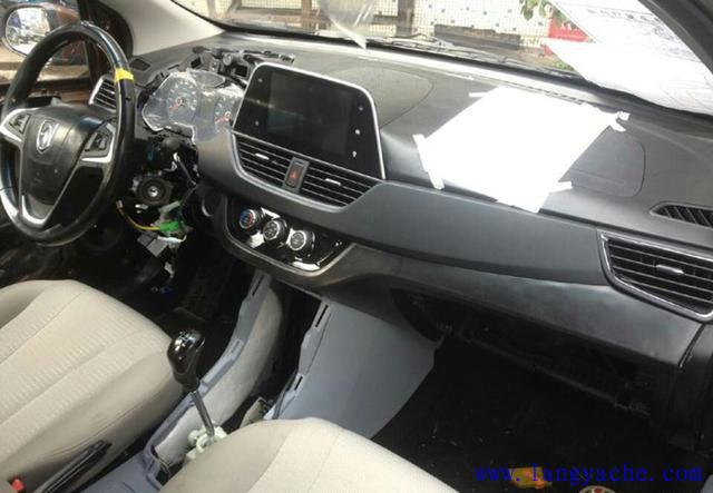 宝骏新款两厢车曝光,宝骏全新车型曝光设计硬派