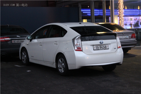 蜜月旅行惊现知豆比亚迪，顺着德法瑞意饱览欧洲的新能源汽车