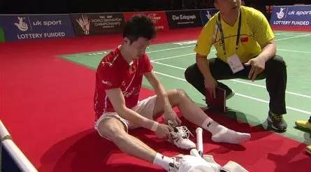 鞋垫老是跑出来是怎么回事,为什么鞋垫总往脚后跟跑