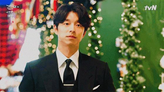 鬼怪金高银同款大衣,鬼怪女主绿色卫衣什么牌子