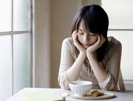 母羊产后食欲不振也不反刍怎么办,母羊产后食欲不振是怎么回事