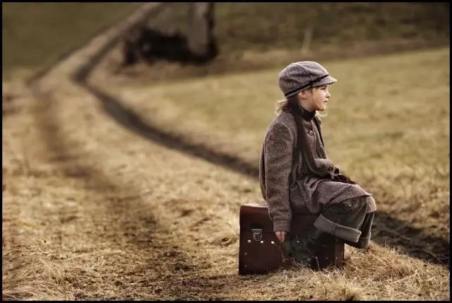 哪个买机票的app便宜,多彩航空机票怎么买便宜