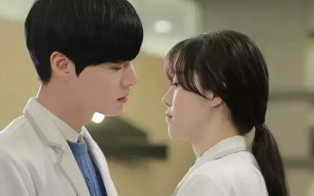 娱乐圈不会离婚的三对明星夫妻,娱乐圈里恩爱幸福的十对明星夫妻